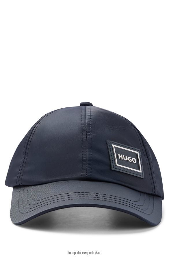 Hugo Boss Czarna czapka hugo o diagonalnym splocie z logo w metalowej ramce i czerwonymi akcentami czarny R0X0H65142