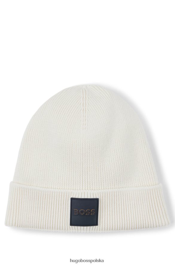 Hugo Boss biała prążkowana czapka typu beanie z silikonową naszywką z logo hugo biały R0X0H65713