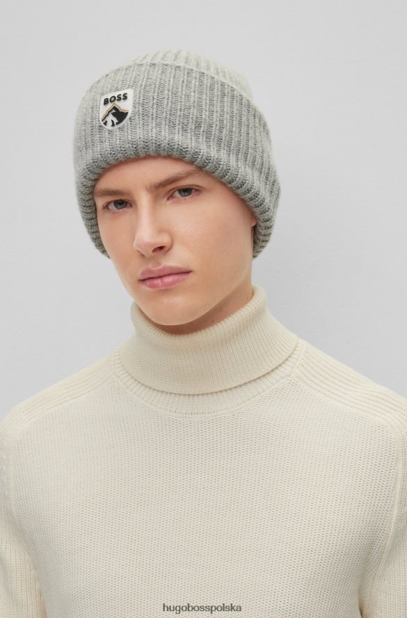 Hugo Boss gruba dzianinowa czapka typu beanie z naszywką z logo górskim w kolorze szarym hugo szary R0X0H65281