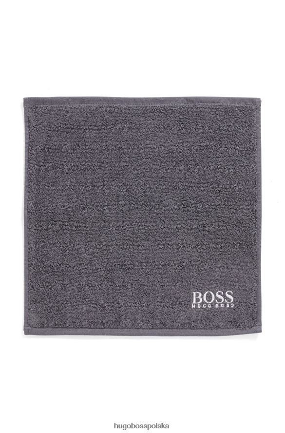 Hugo Boss ciemnoszara chusteczka do twarzy z egipskiej bawełny z kontrastowym logo hugo ciemno szary R0X0H65563