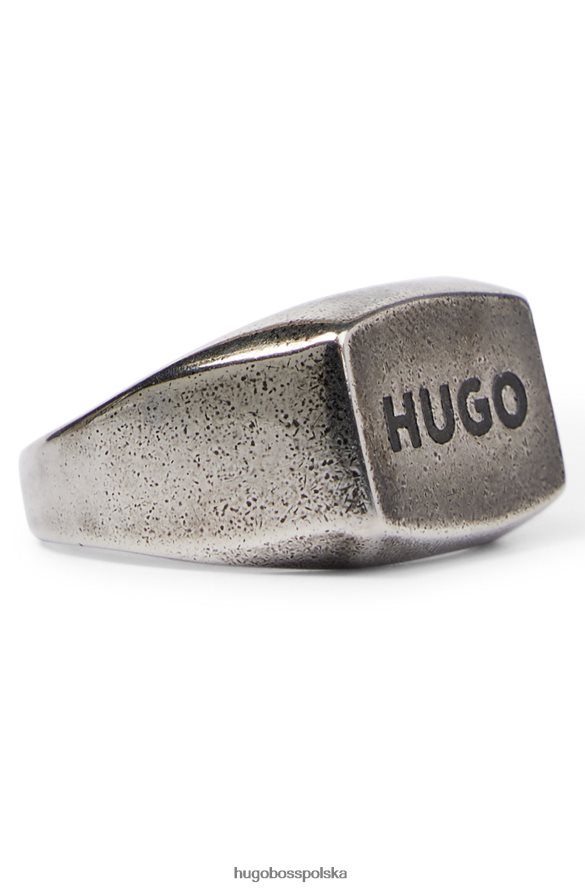 Hugo Boss Hugo srebrny sygnet w kolorze antycznym z wygrawerowanym logo srebro R0X0H65191
