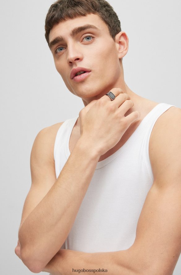 Hugo Boss Hugo srebrny sygnet w kolorze antycznym z wygrawerowanym logo srebro R0X0H65191
