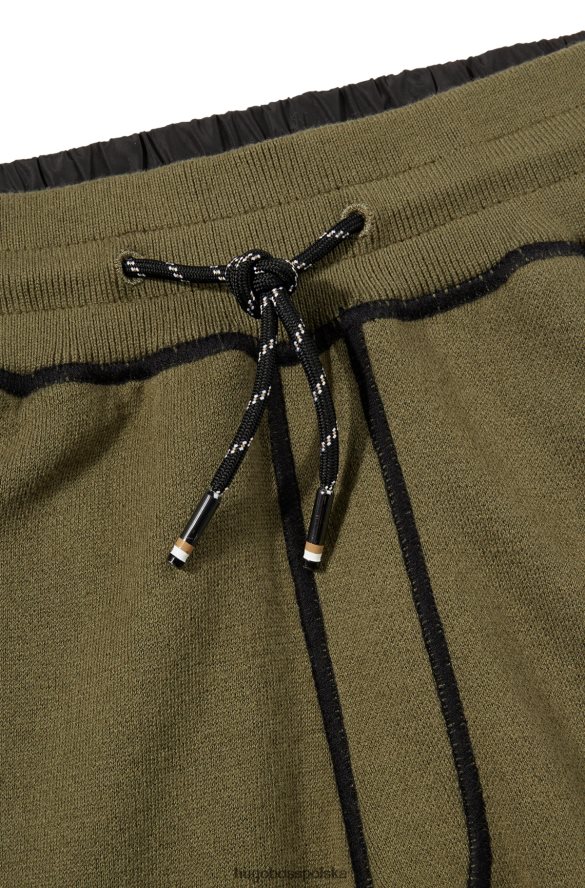 Hugo Boss Jasnozielone spodnie dresowe Hugo o regularnym kroju, wykonane z bawełny i dziewiczej wełny jasnozielony R0X0H62867