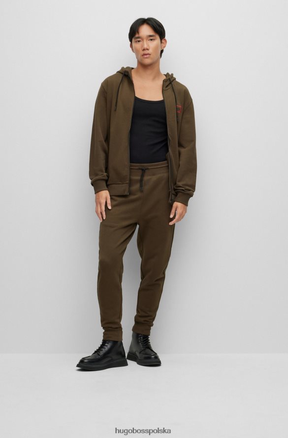 Hugo Boss Spodnie dresowe hugo z bawełny frotte i ciemnozielonym logo w czerwonej ramce ciemnozielony R0X0H61068