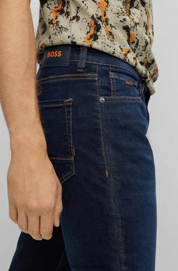 Hugo Boss ciemnoniebieskie jeansy o regularnym kroju z niebieskiego bardzo elastycznego denimu hugo ciemny niebieski R0X0H61571