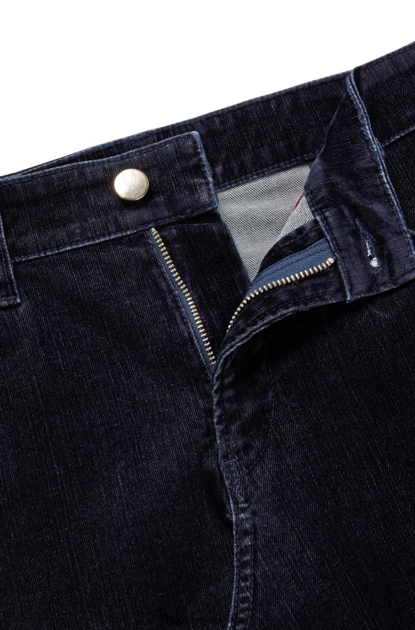 Hugo Boss ciemnoniebieskie jeansy slim fit z aksamitnego włoskiego denimu hugo ciemny niebieski R0X0H64528