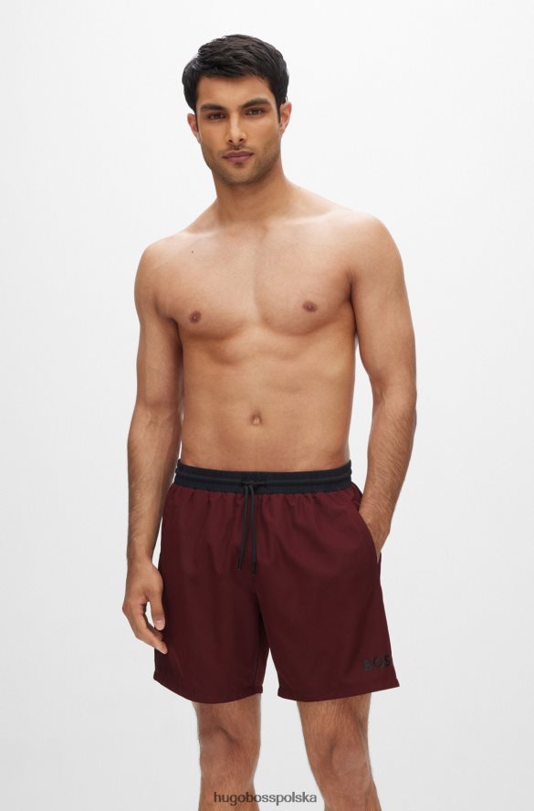 Hugo Boss Szorty kąpielowe z kontrastowym logo, wykonane z materiału pochodzącego z recyklingu, ciemnoczerwone hugo ciemno czerwony R0X0H61075