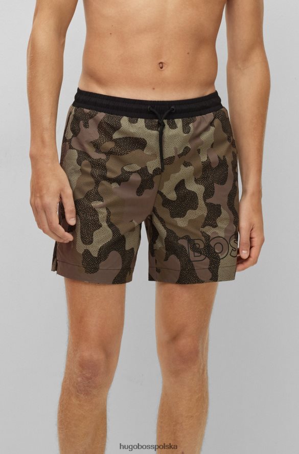 Hugo Boss Szybkoschnące szorty kąpielowe & NBA z materiału pochodzącego z recyklingu w kamuflażowy wzór zielone wzorzyste R0X0H62193