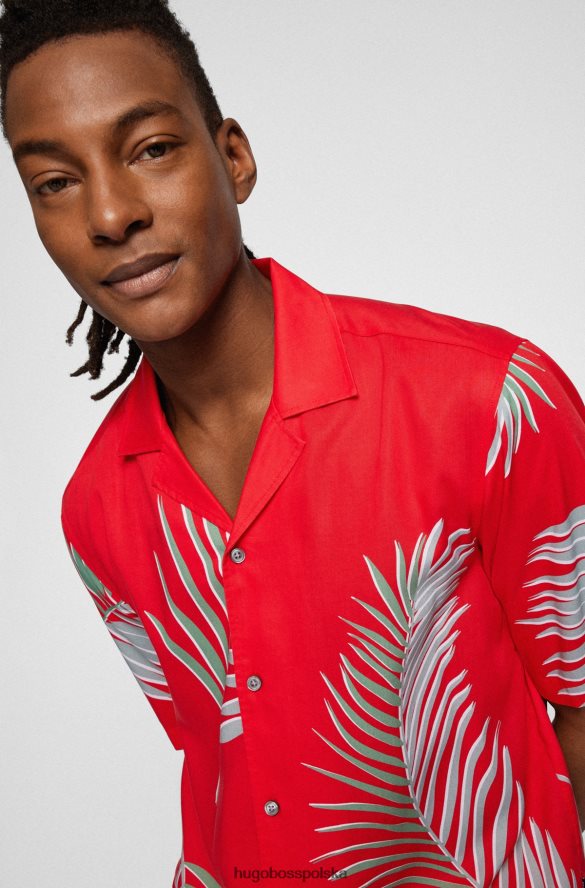 Hugo Boss czerwona koszula hugo o regularnym kroju z krótkim rękawem i nadrukiem w liście czerwony R0X0H62630