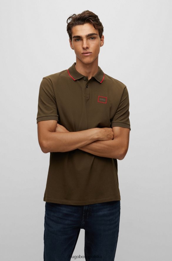 Hugo Boss Ciemnozielona koszulka polo hugo z bawełny piqu¦ z logo w czerwonej ramce ciemnozielony R0X0H62911