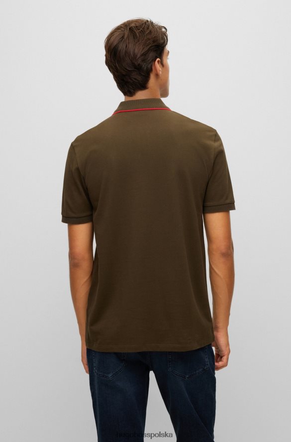 Hugo Boss Ciemnozielona koszulka polo hugo z bawełny piqu¦ z logo w czerwonej ramce ciemnozielony R0X0H62911