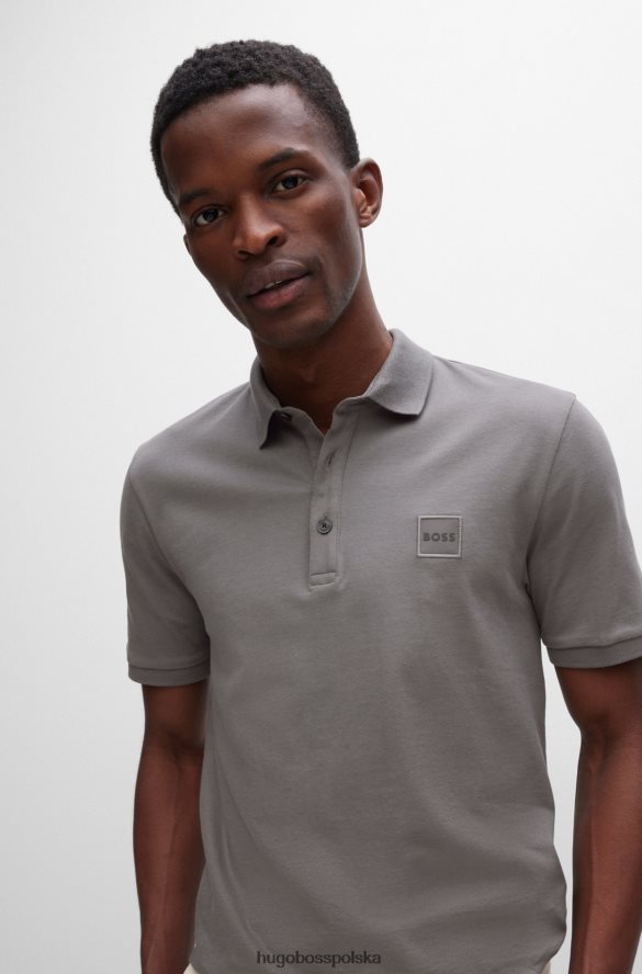 Hugo Boss Dopasowana koszulka polo z elastycznej bawełny z naszywką z logo w kolorze ciemnoszarym hugo ciemno szary R0X0H61626