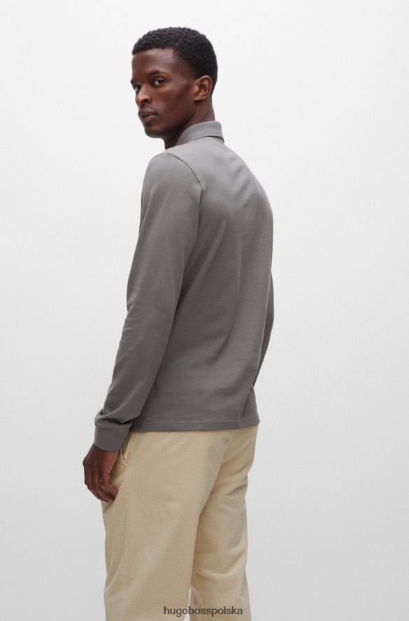 Hugo Boss ciemnoszara, dopasowana koszulka polo z długimi rękawami i naszywką z logo hugo ciemno szary R0X0H61964