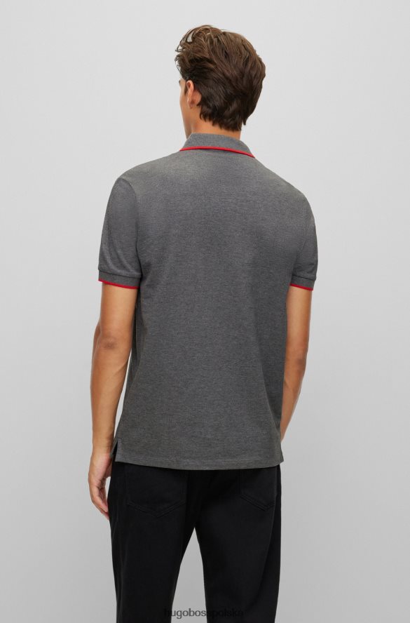 Hugo Boss ciemnoszara koszulka polo o dopasowanym kroju hugo z bawełny piqu¦ z czerwoną metką z logo ciemno szary R0X0H61807
