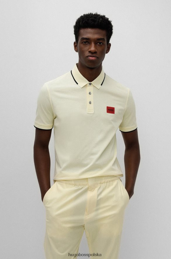 Hugo Boss żółta koszulka polo o dopasowanym kroju hugo z bawełnianej piki i czerwoną metką z logo jasny zółty R0X0H61808