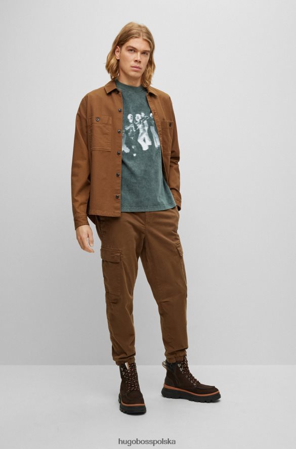 Hugo Boss T-shirt hugo z brzoskwiniowej bawełny z sezonowym nadrukiem w kolorze ciemnozielonym ciemnozielony R0X0H64033