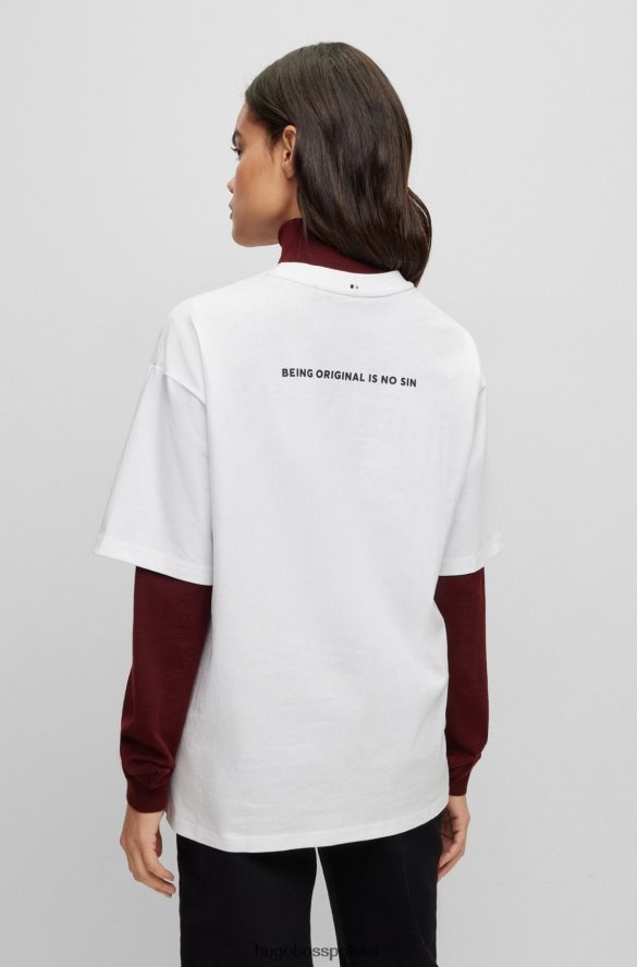 Hugo Boss T-shirt o swobodnym kroju z bawełny organicznej z grafiką Frida Kahlo Hugo w kolorze białym biały R0X0H64220