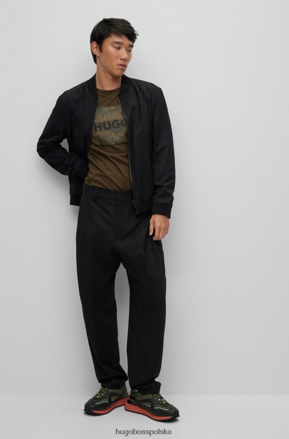 Hugo Boss bawełniana koszulka z nadrukiem w kamuflaż marki Hugo w kolorze ciemnozielonym ciemnozielony R0X0H63080