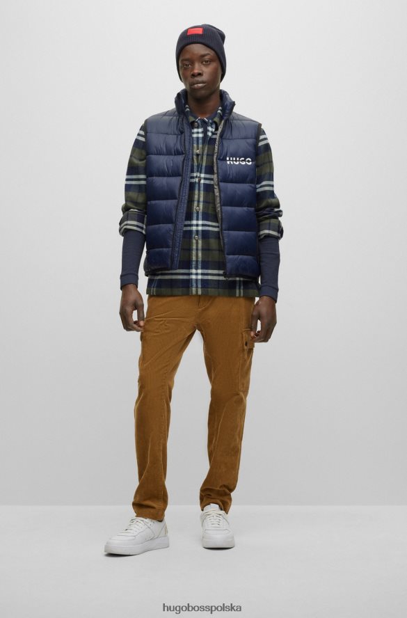 Hugo Boss wyściełana kamizelka o dopasowanym kroju z dzielonym logo Hugo w kolorze ciemnoniebieskim ciemny niebieski R0X0H62003