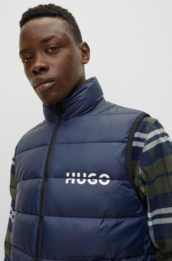 Hugo Boss wyściełana kamizelka o dopasowanym kroju z dzielonym logo Hugo w kolorze ciemnoniebieskim ciemny niebieski R0X0H62003