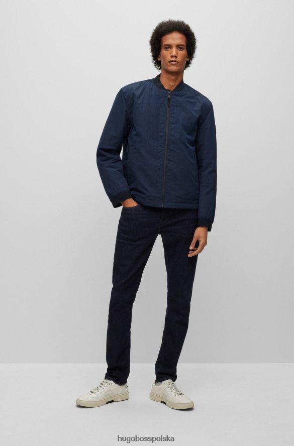 Hugo Boss wodoodporna kurtka o regularnym kroju z naszywką z logo w kolorze ciemnoniebieskim hugo ciemny niebieski R0X0H63769