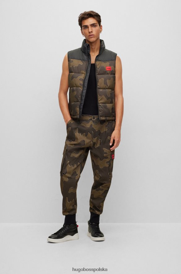 Hugo Boss Spodnie slim-fit z elastycznej bawełny w kamuflażu i wzorem hugo wzorzyste R0X0H64383