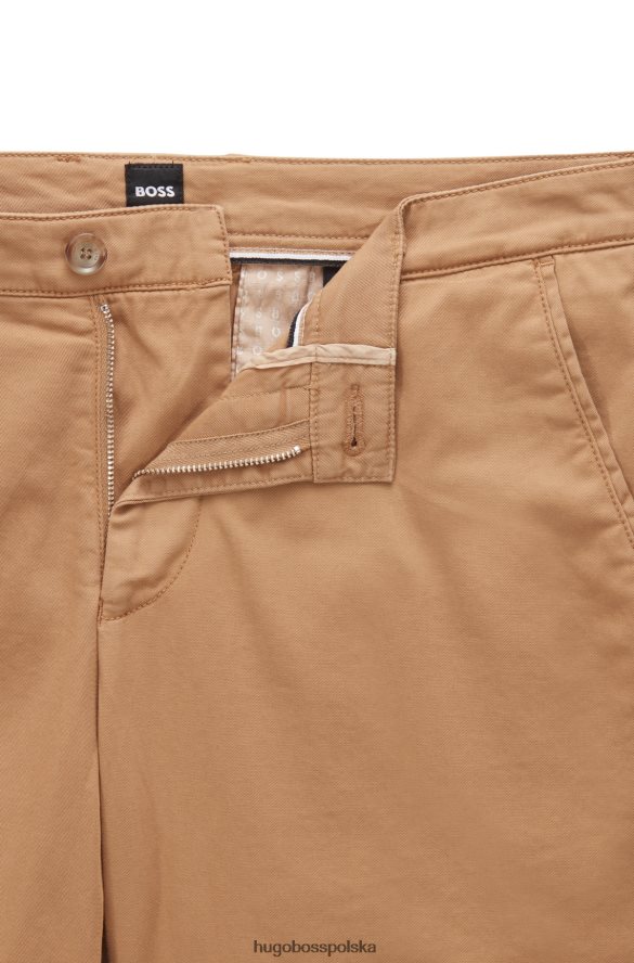 Hugo Boss Szorty o dopasowanym kroju z elastycznej bawełny o diagonalnym splocie hugo w kolorze beżowym beżowy R0X0H64560